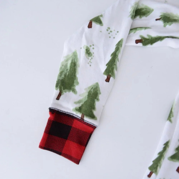 Lazy One White Green Red Pine Trees  w/ Back Flap Onezie Size Medium - Picture 11 of 16